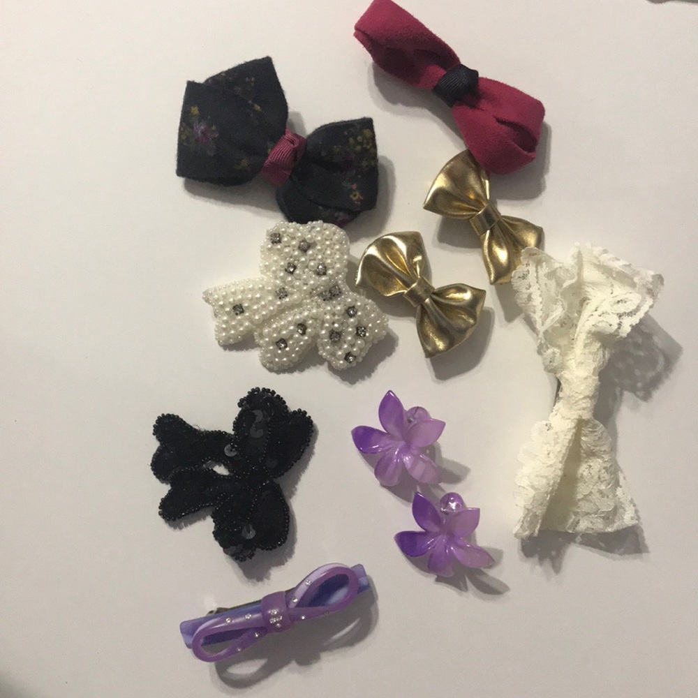 Clip lot